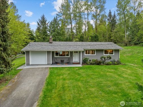 10226 200th St Ne, Arlington, WA, 98223-7486 | Card Image