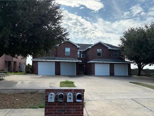 411 S 48th Ln, Mcallen, TX, 78501-3515 | Card Image