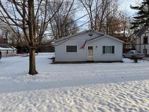 54 Palmer Ave, Painesville, OH, 44077-1414 | Card Image