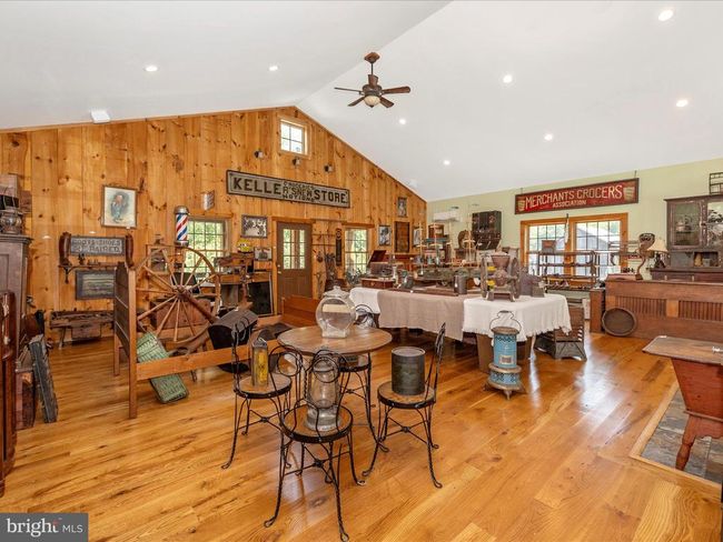 9314 Pear Ln, House other with 4 bedrooms, 3 bathrooms and null parking in FREDERICK MD | Image 42