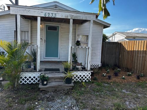 4233 Old Us Highway 41, Ruskin, FL, 33570 | Card Image