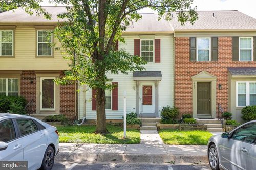 30-3502 Dartmoor Ln, OLNEY, MD, 20832-1300 | Card Image