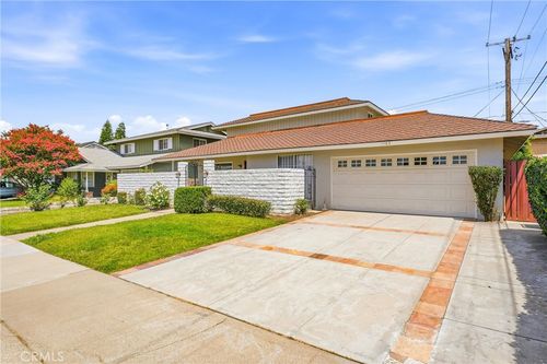 1163 N Lincoln St, Orange, CA, 92867-5046 | Card Image