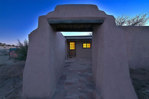 9 Russell Road, Santa Fe, NM, 87508 | Card Image