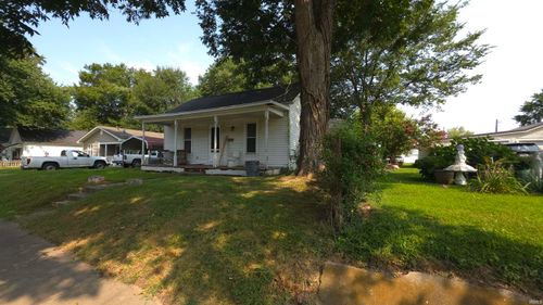 719 Vine St, Rockport, IN, 47635-1117 | Card Image