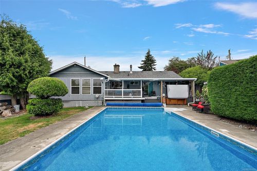 1573 Charlotte St, Crofton, BC, V0R1R0 | Card Image