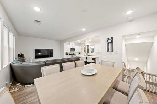 unit-32-5360 Calle Rockfish, San Diego, CA, 92154-6388 | Card Image