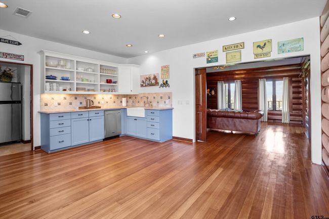 656 Vineyard View Ranch, House other with 3 bedrooms, 3 bathrooms and null parking in Grapeland TX | Image 14