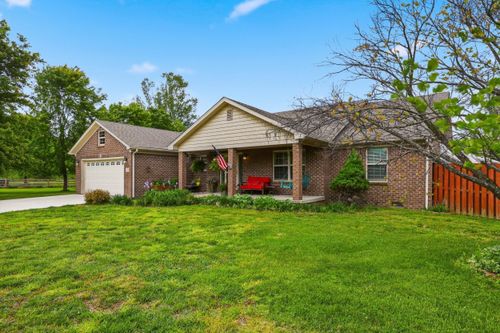 156 Callies Way, Berea, KY, 40403-8042 | Card Image