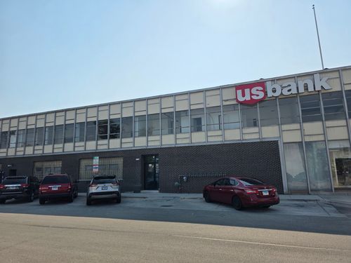 apt-201-2202 Lombard Ave, Berwyn, IL, 60402-6520 | Card Image