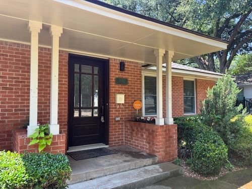 2012 Atlantic St, Dallas, TX, 75208-3021 | Card Image