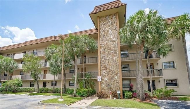APT-408 - 4940 E Sabal Palm Blvd, Condo with 2 bedrooms, 2 bathrooms and null parking in Tamarac FL | Image 13