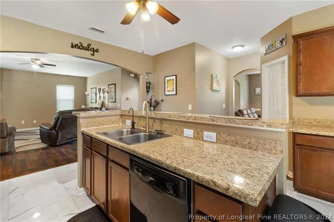 40 Sedgefield Ln, House other with 4 bedrooms, 3 bathrooms and null parking in Spring Lake NC | Image 8