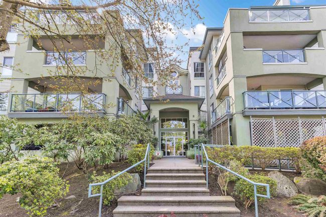 201 - 20110 Michaud Crescent, Condo with 1 bedrooms, 1 bathrooms and 1 parking in Langley BC | Image 1