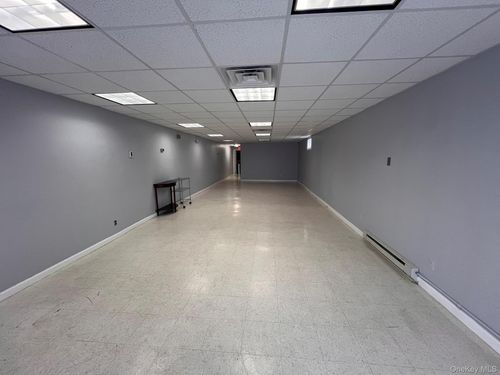 824-826 Main St, Poughkeepsie, NY, 12603-1831 | Card Image