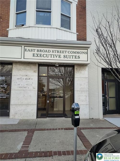 115-50 E Broad St, Bethlehem, PA, 18018-5904 | Card Image
