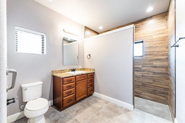 2nd Home Bath | Image 34
