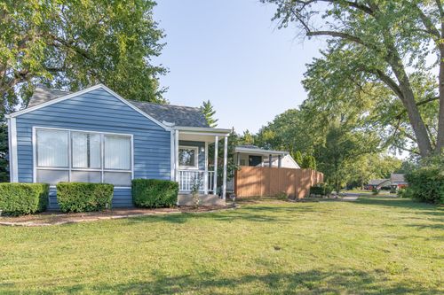 1401 Meadowbrook Dr, Round Lake Beach, IL, 60073-1849 | Card Image