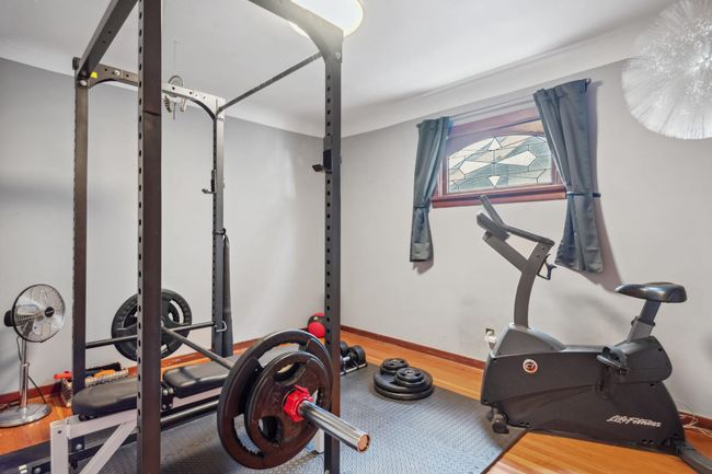 1216 Edinburgh St, House other with 5 bedrooms, 3 bathrooms and 2 parking in New Westminster BC | Image 28