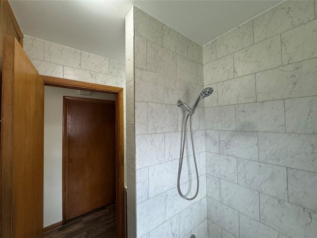 Unit B tiled tub shower combo | Image 7