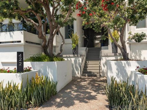 7-422 Rosecrans St, San Diego, CA, 92106-3571 | Card Image