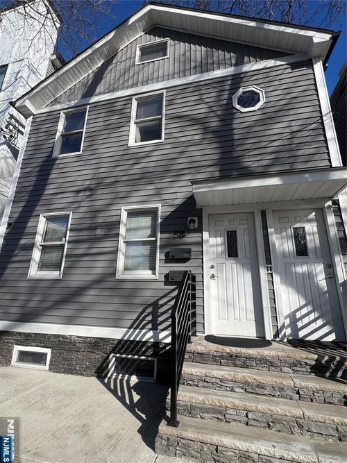 58 Brill St, Newark, NJ, 07105-4019 | Card Image