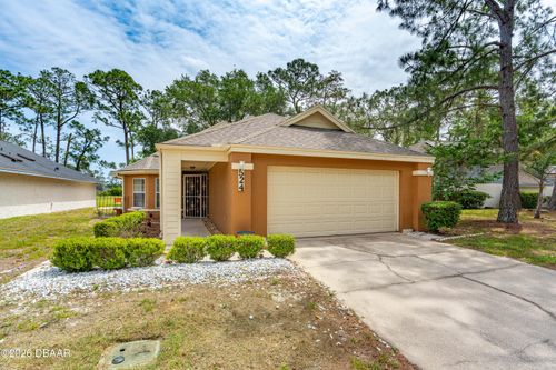 524 Crooked Stick Dr, Daytona Beach, FL, 32114-7121 | Card Image