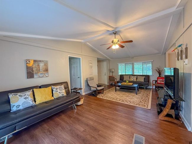 329 Deer Run Rd, House other with 3 bedrooms, 2 bathrooms and null parking in Trinity TX | Image 6