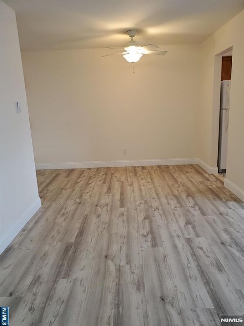 100 Pierson Miller, Pompton Lakes, NJ, 07442 | Card Image