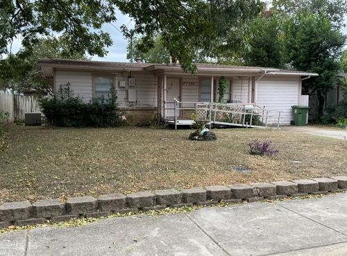 1320 E 15th St, Irving, TX, 75060-6206 | Card Image
