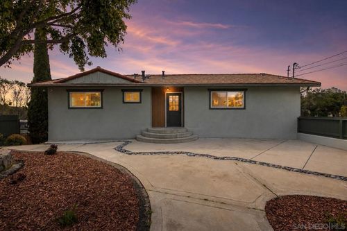 361 E Indian Rock Rd, Vista, CA, 92084-4363 | Card Image