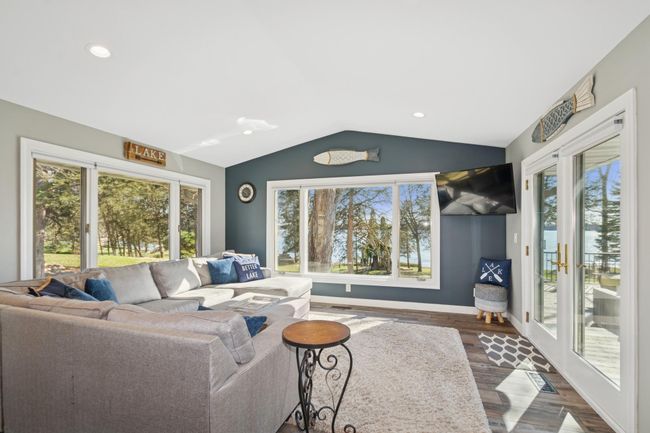 22290 Jason Ave N, House other with 5 bedrooms, 5 bathrooms and null parking in Forest Lake MN | Image 21