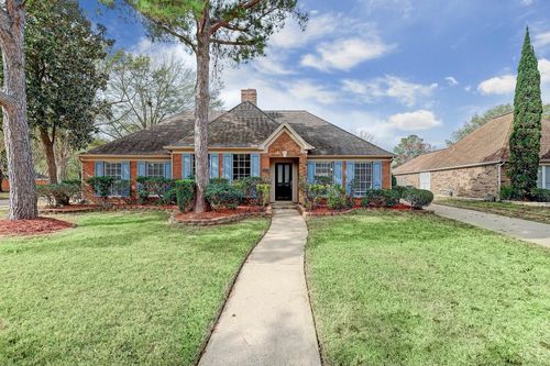 7403 Manor Bridge Ct, Houston, TX, 77095-2670 | Card Image