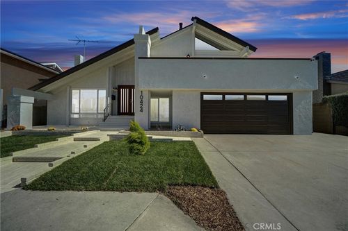 10424 Santa Rita St, Cypress, CA, 90630-4221 | Card Image