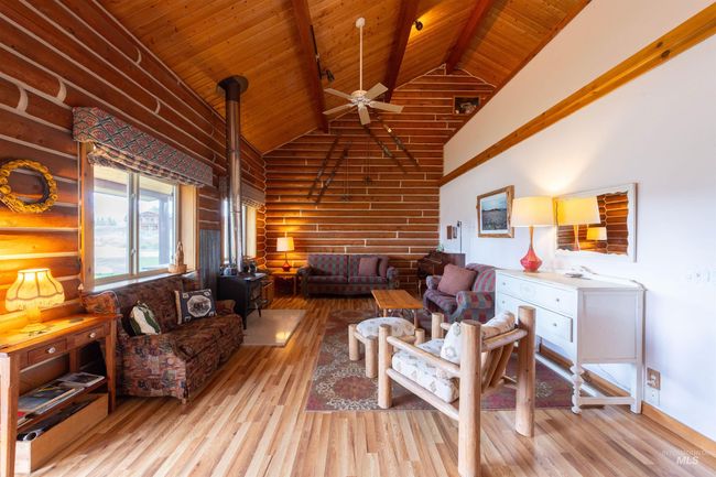 130 Valley Creek Rd, House other with 3 bedrooms, 3 bathrooms and 1 parking in Stanley ID | Image 6