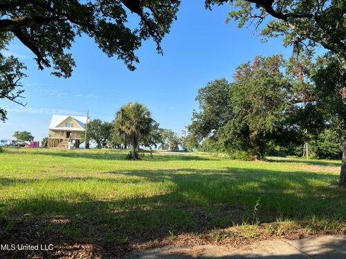 3621 9th St, Gulfport, MS, 39501 | Card Image