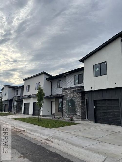 2147 Pebble Brook Ct, Rexburg, ID, 83440-4102 | Card Image