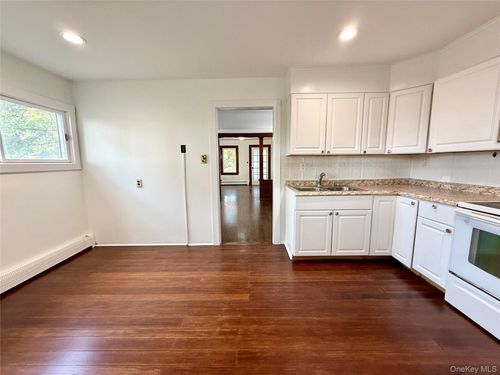 main-floor-15 Tribbe Hill, Carmel, NY, 10541 | Card Image