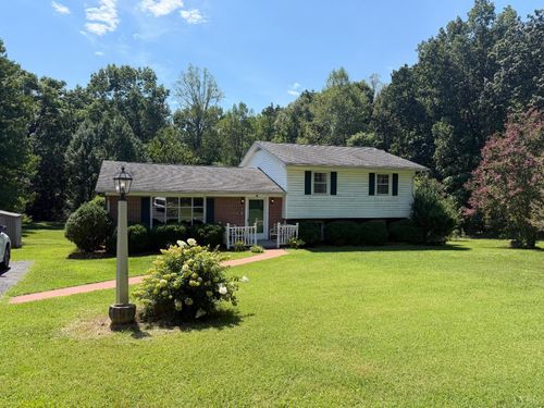 345 Charles Dr, Appomattox, VA, 24522-4051 | Card Image