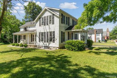 206 E Elizabeth Street, Home with 0 bedrooms, 2 bathrooms and null parking in Fenton MI | Image 1