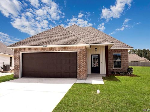 60828 Fairfax Dr, Lacombe, LA, 70445-4119 | Card Image