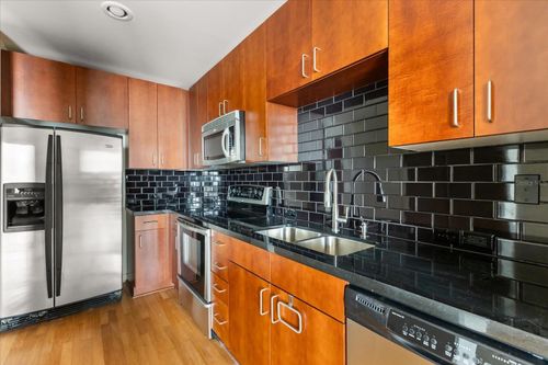 unit-1011-155 S Court Ave, Orlando, FL, 32801-3206 | Card Image