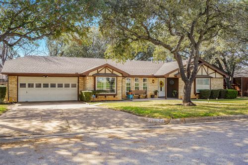 1822 E Cedar Elm Dr, Arlington, TX, 76012-1903 | Card Image