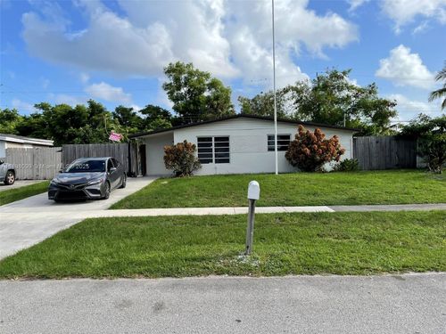 5751 Sw 38th Ct, Davie, FL, 33314-2729 | Card Image