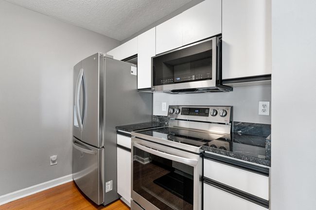 88B - 1814 Bennigan Dr, Condo with 2 bedrooms, 2 bathrooms and null parking in Hilliard OH | Image 15