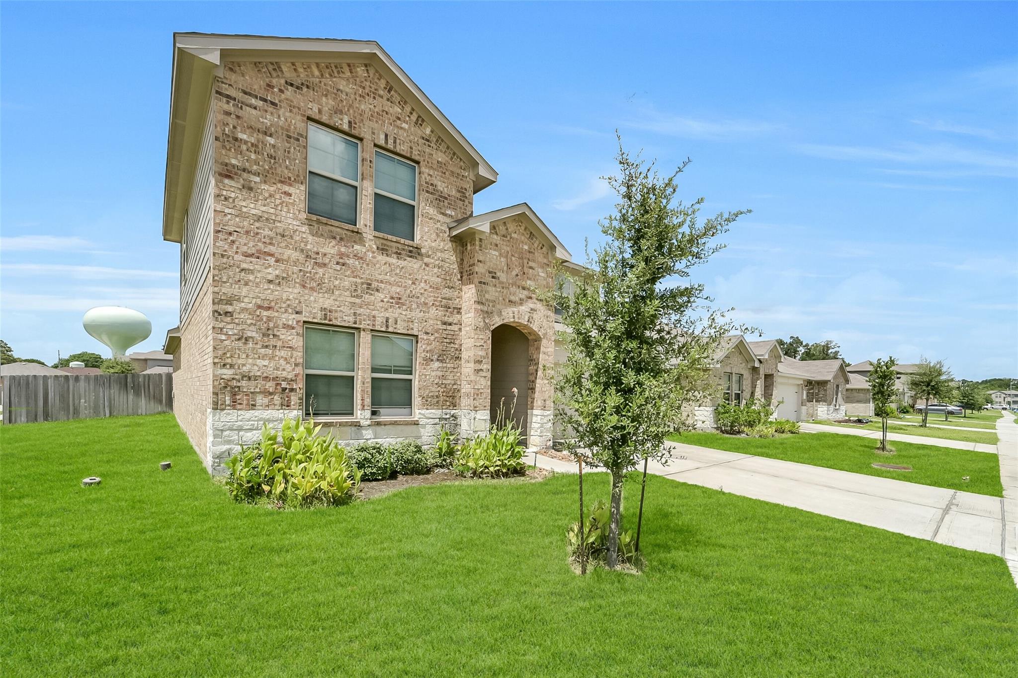 Residential Lease in Spring 4