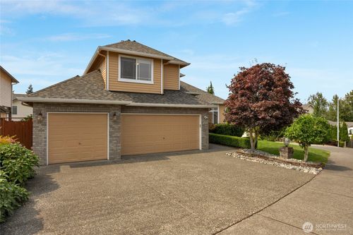 18418 12th Dr Se, Bothell, WA, 98012-5239 | Card Image