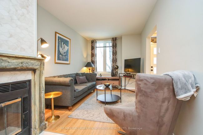 239 York St, House attached with 3 bedrooms, 2 bathrooms and 1 parking in Ottawa ON | Image 8