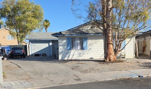 5068 Killarney St, Las Vegas, NV, 89122-6807 | Card Image