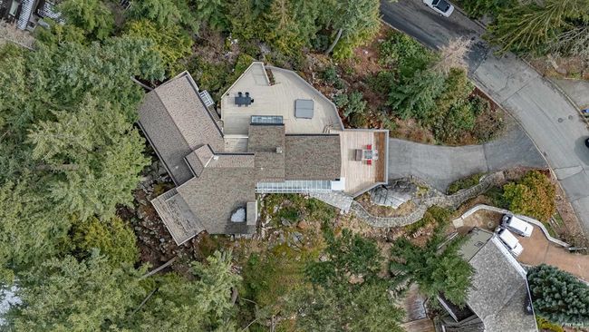 4648 Woodburn Road, House other with 6 bedrooms, 4 bathrooms and 2 parking in West Vancouver BC | Image 3